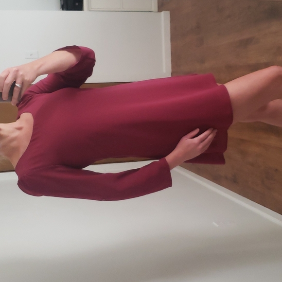 SPEECHLESS Dress - Picture 2 of 12